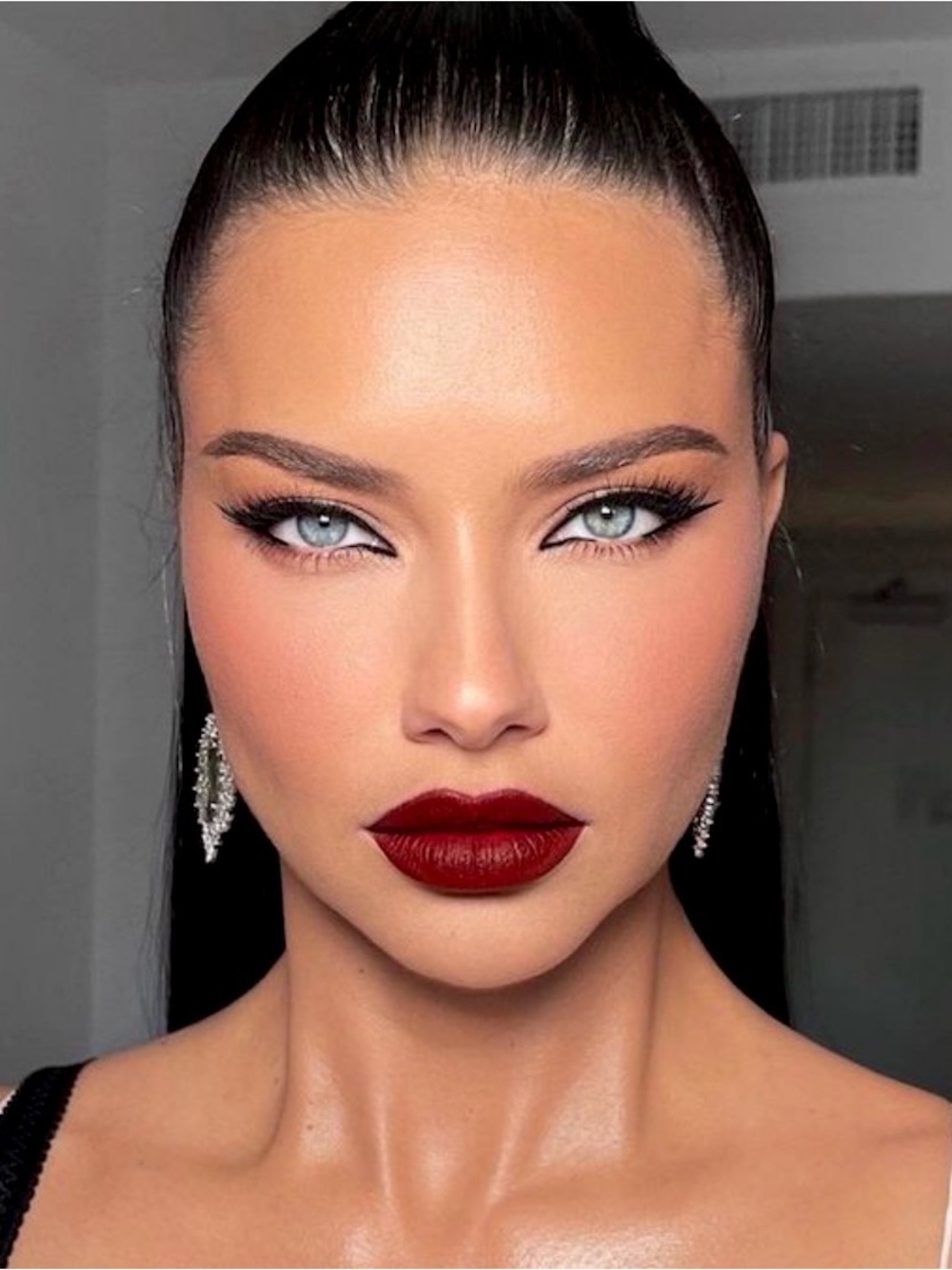 MAC Deep burgundy Lipstick - “tribalist”